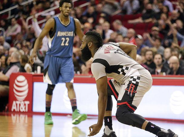 這個矗立於 這個矗立於