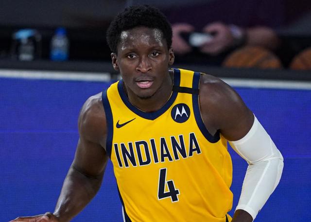 通过观看自 通过观看自