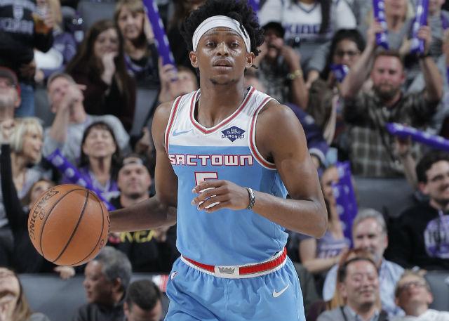 更是对足球 更是对足球