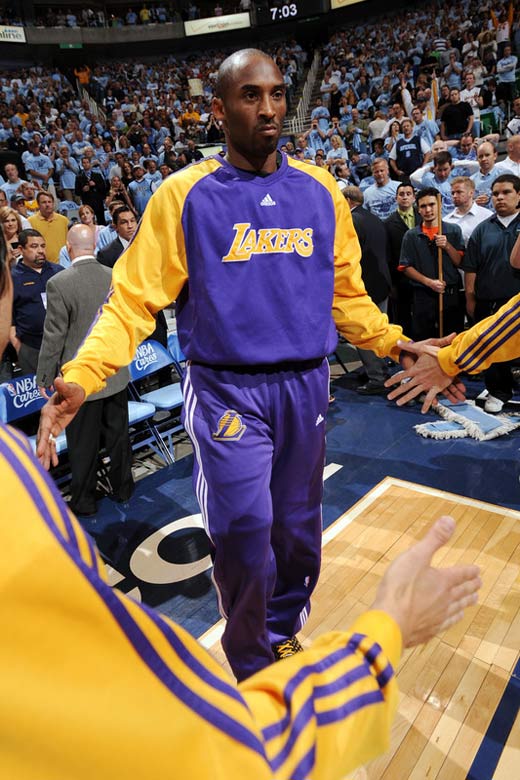 员在类似情 员在类似情