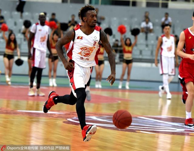 一夜三位焦 一夜三位焦